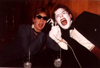 Hey, next halloween, let's dress up !