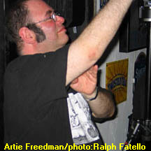 Artie Freeman documents all
