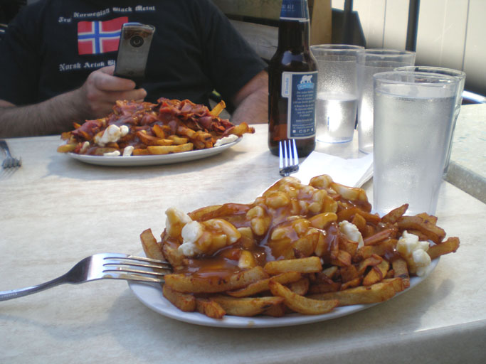 F4poutine.JPG - 79.04 K