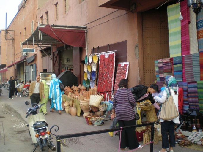 B3streetMkt.JPG - 105.42 K