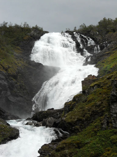 B92waterfall2.JPG 50.98 K