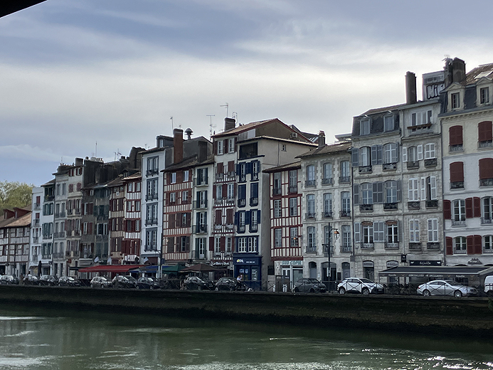 Bayonne