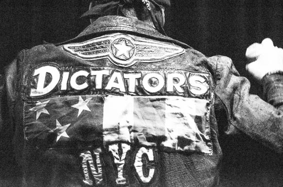 DICTATORS