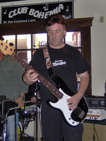 Mike4.jpg - 31.70 K