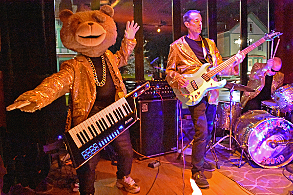 Keytar Bear